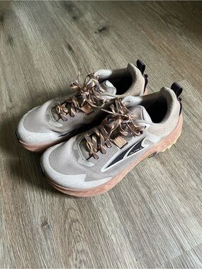 Altra Timp Women’s Trail Shoes Size 8.5